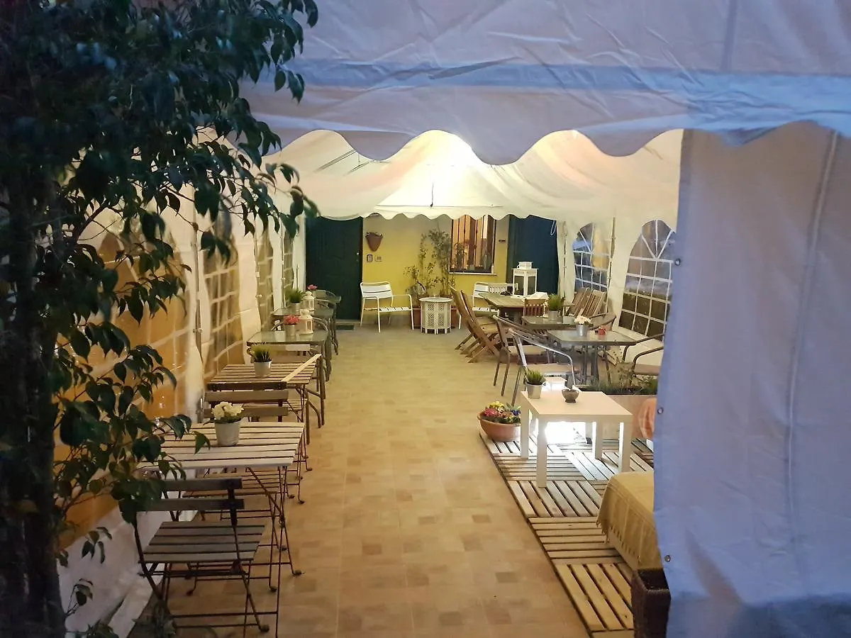 XX Miglia Rooms & Apartments CTA 2*,